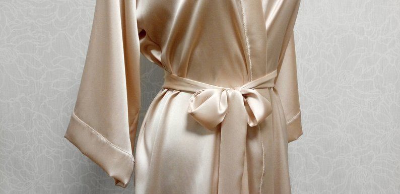 Choosing the Right Silk Fabric – Things to Know